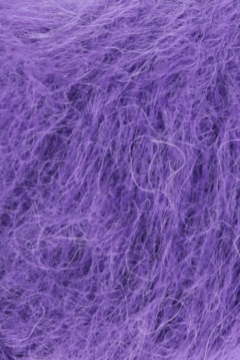 Lang Yarns Suri Alpaca – 25g / 100m – Dark Purple (0045) – detail