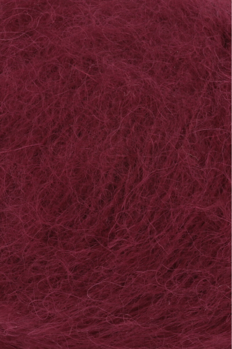 Lang Yarns Suri Alpaca – 25g / 100m – Dark Red (0061) – detail