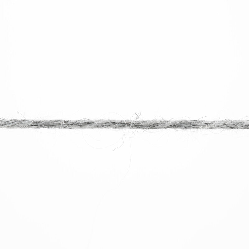 Lang Yarns Alpaca Soxx 6-ply Yarn, 390m / 150g – Light Grey Mélange (0003), yarn strand