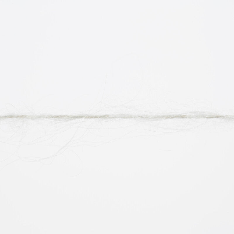 Lang Yarns Zen – 25g / 200m – Offwhite (0094) – yarn texture
