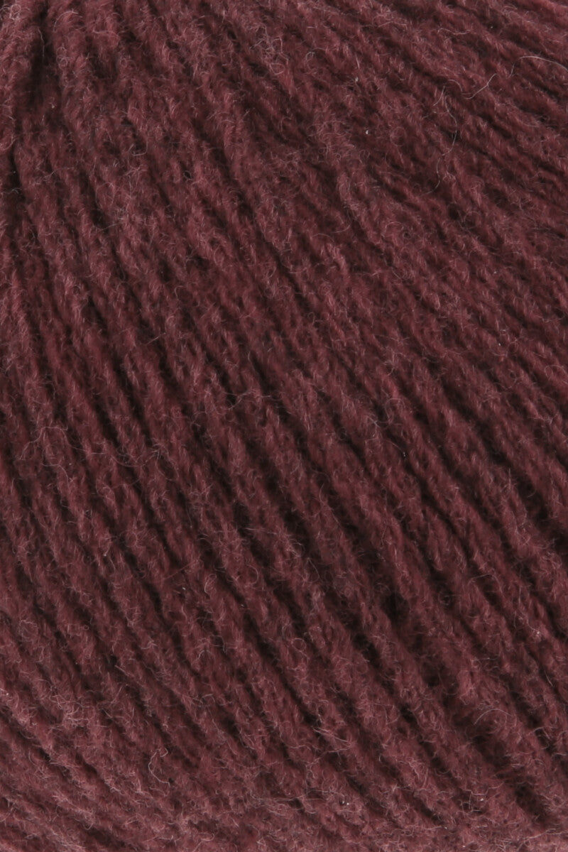 Lang Yarns Yak – 50g / 120m – Bordeaux (0064) – detail