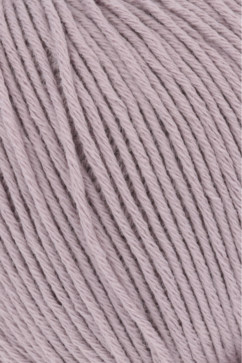 Lang Yarns Baby Cotton – 50g / 180m – Light Dusky Pink (0148) – detail