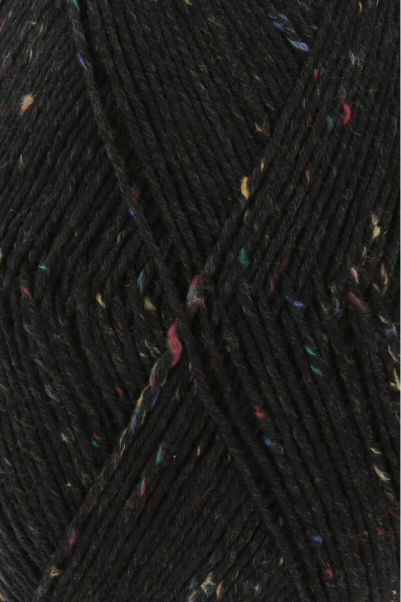 Lang Yarns Super Soxx Tweed 6-ply – 150g / 410m – Black (0004) – detail