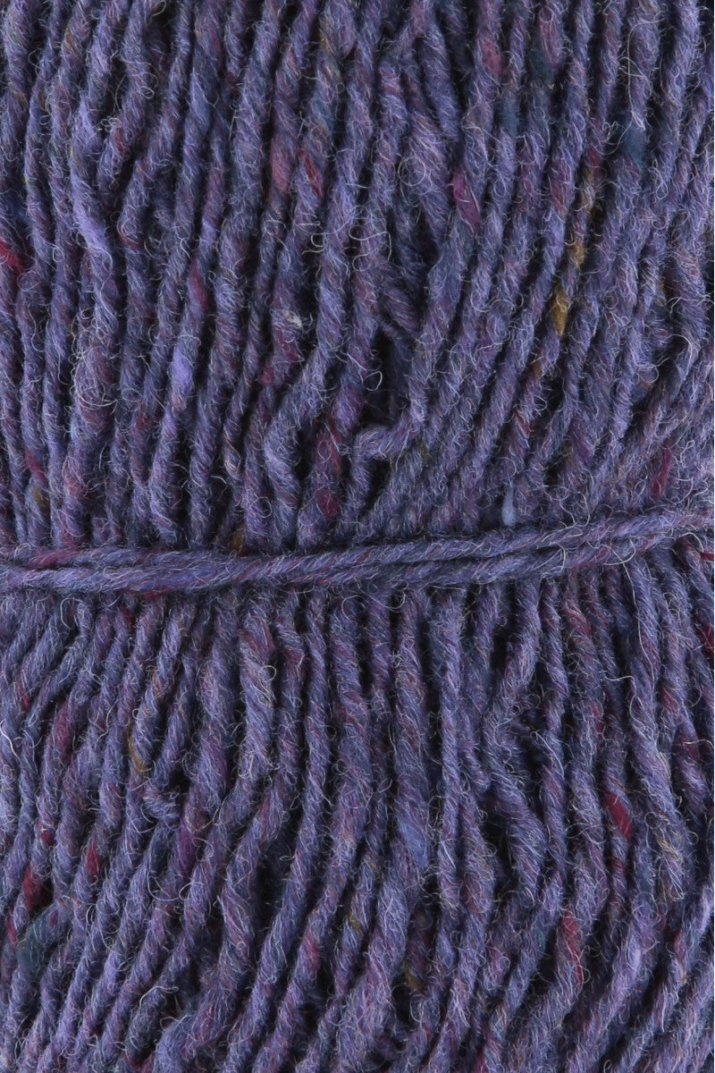 Lang Yarns Donegal Tweed+ Yarn, 105m / 50g – Light Purple (0047), yarn texture