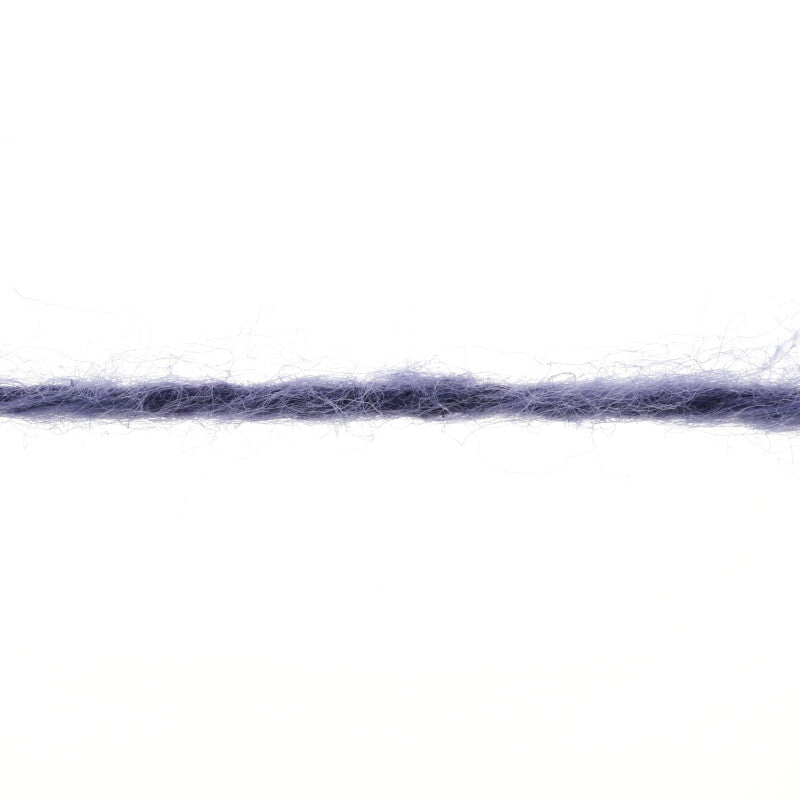 Lang Yarns Whisper – 50g / 125m – Royal (0106) – yarn texture