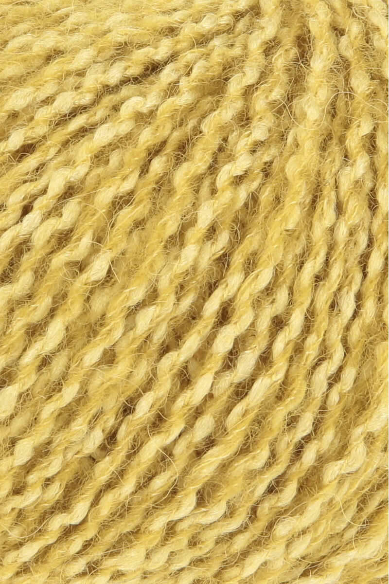 Lang Yarns Luma – 50g / 120m – Golden Yellow (0049) – detail