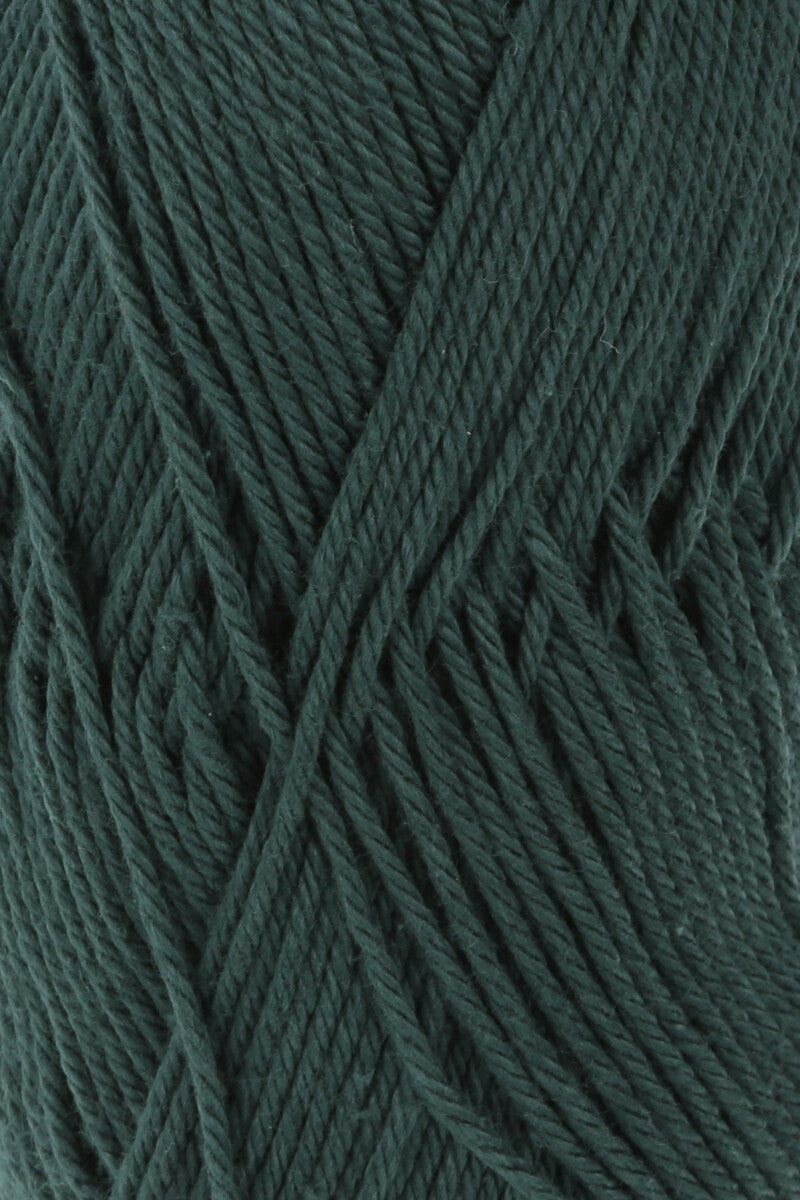 Lang Yarns Quattro – 50g / 120m – Bottle Green (0418) – C view