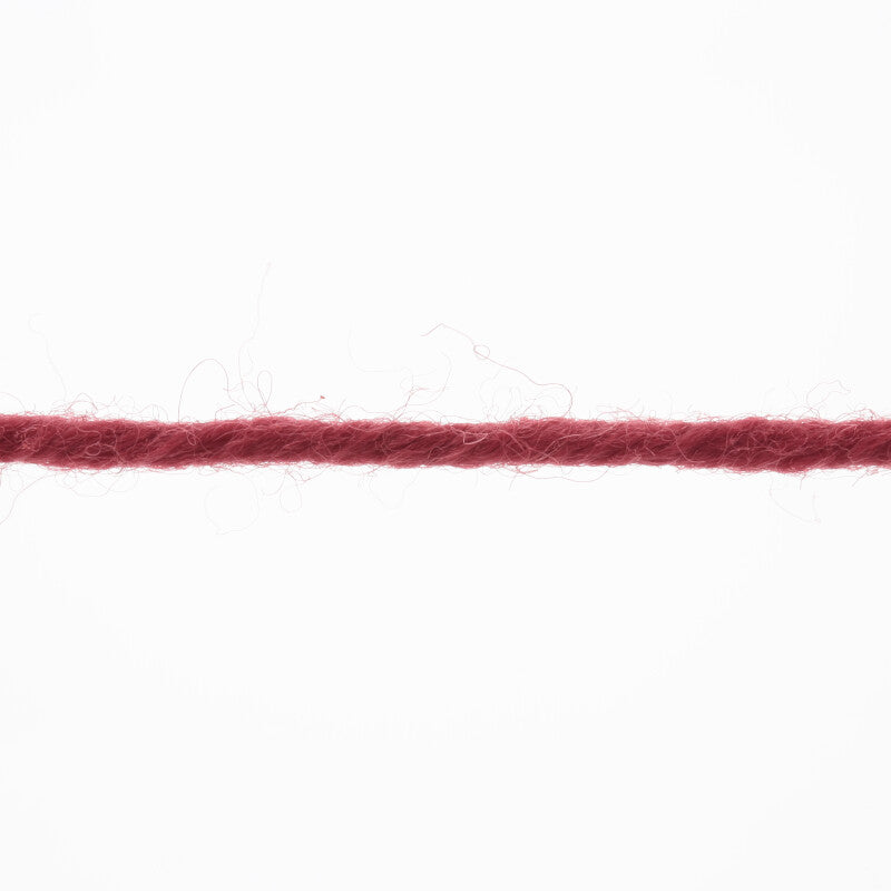 Lang Yarns Merino 120 Yarn, 120m / 50g – Chianti (0087), yarn strand