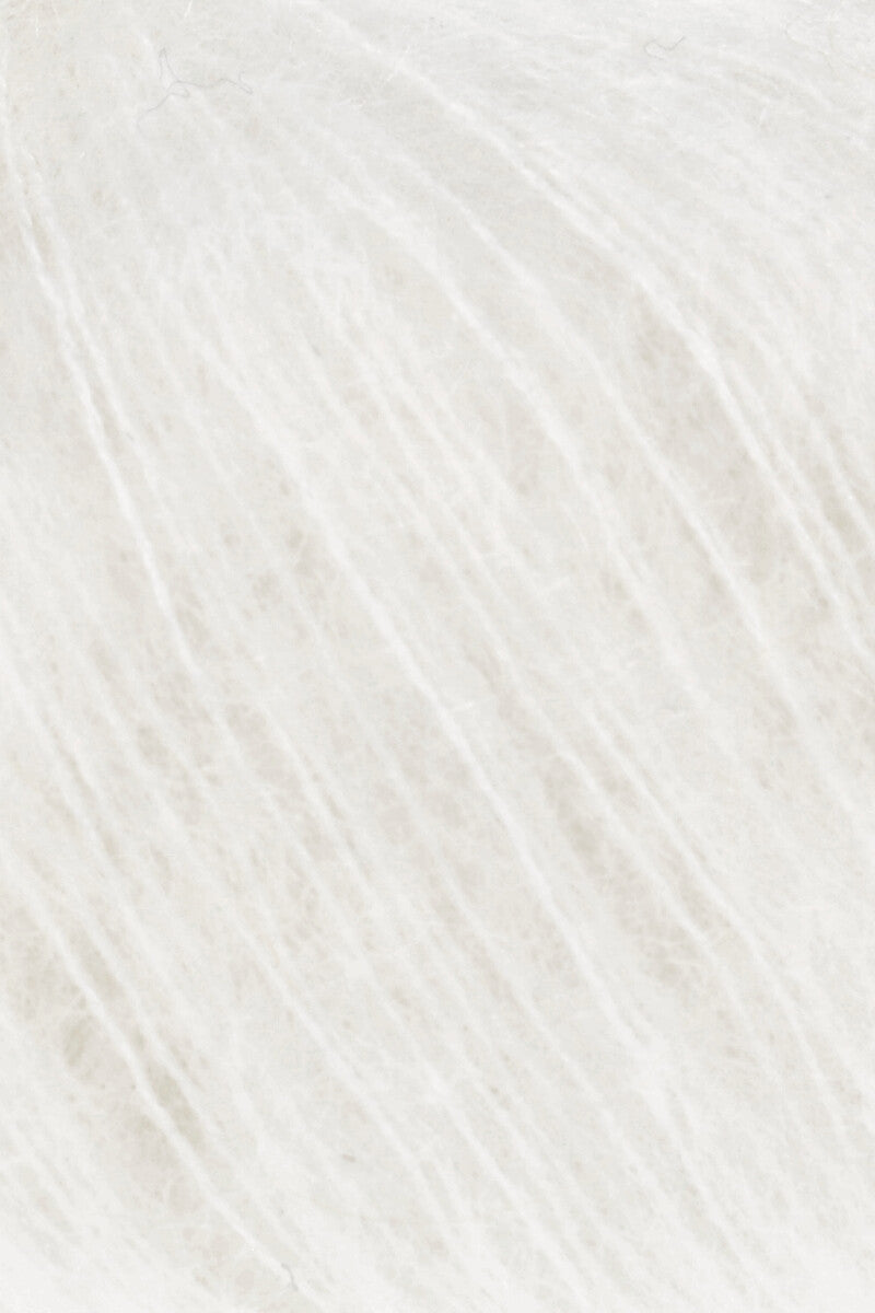 Lang Yarns Mohair Luxe Yarn, 175m / 25g – White (0001), yarn texture