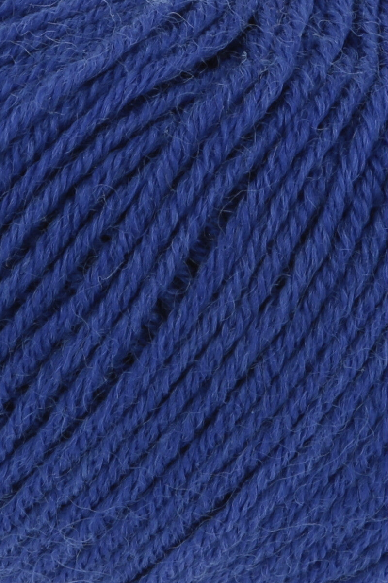 Lang Yarns Atlantis – 50g / 135m – Royal (0006) – detail
