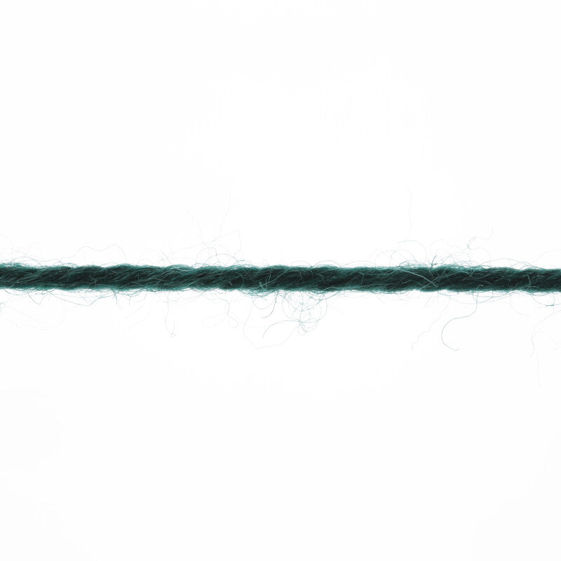 Lang Yarns Atlantis – 50g / 135m – Fir (0017) – yarn texture