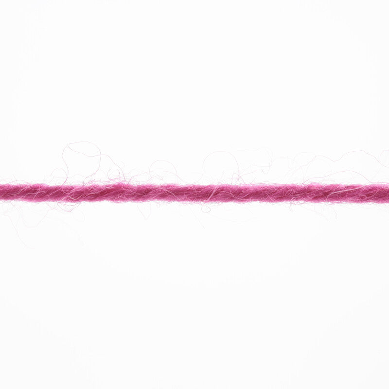 Lang Yarns Atlantis – 50g / 135m – Pink (0085) – yarn texture