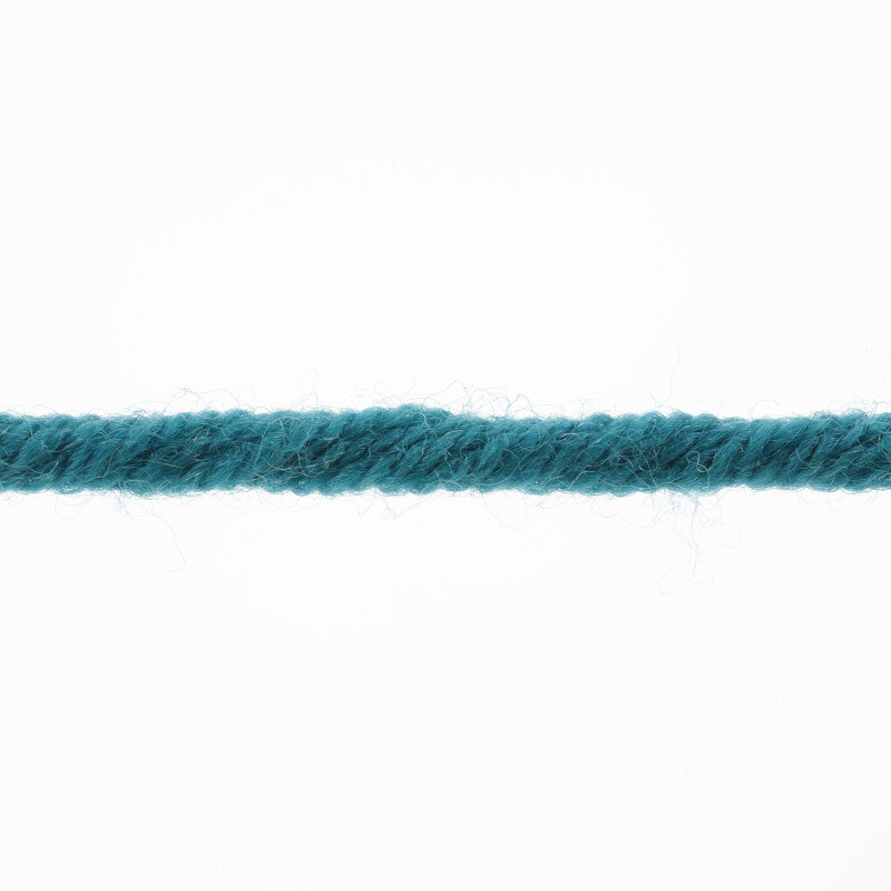 Lang Yarns Merino 70 – 50g / 70m – Petrol (0088) – yarn texture