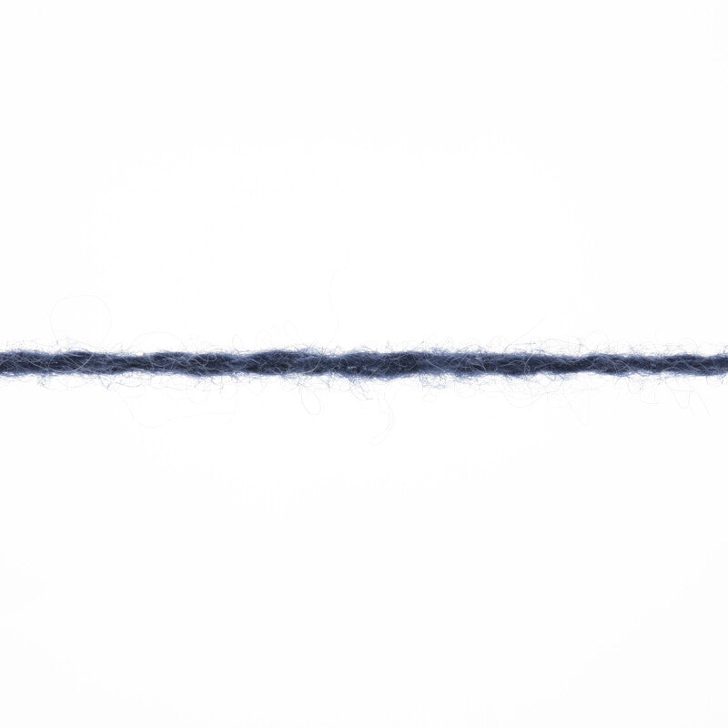 Lang Yarns Cashmere Lace – 25g / 165m – Jeans (0034) – yarn texture