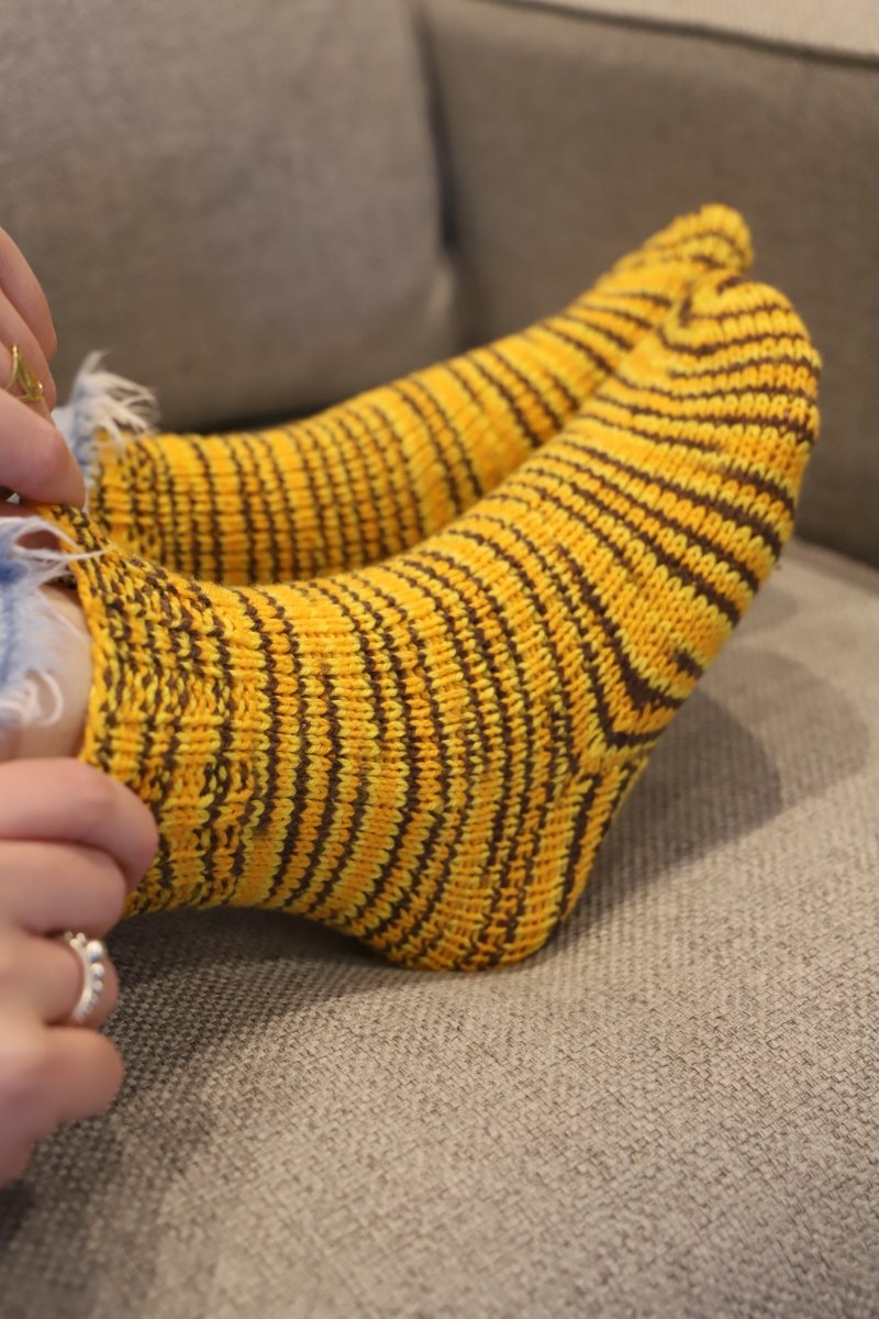 Let It Sock! – Circulo Sock Yarn Kit (94% Brazilian Cotton, 6% Elastane) - Leo Hobby Marketplace