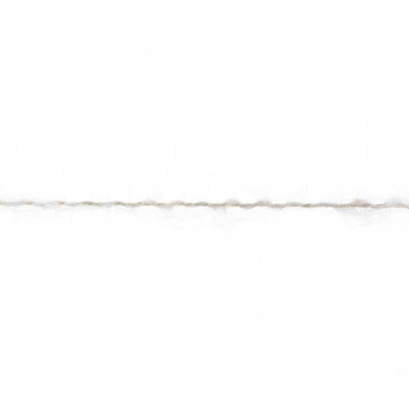 Lang Yarns Cashmere Dreams Yarn, 290m / 25g – Beige (0026), yarn strand