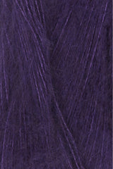 Lang Yarns Cashmere Dreams Yarn, 290m / 25g – Purple (0047), yarn texture