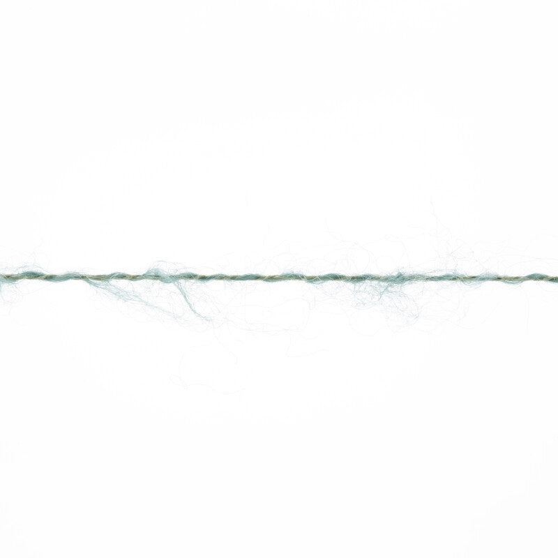 Lang Yarns Cashmere Dreams Yarn, 290m / 25g – Sage (0092), yarn strand