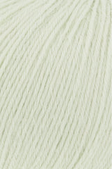 Lang Yarns Alpaca Soxx 6-ply Yarn, 390m / 150g – Light Sage (0092), yarn texture