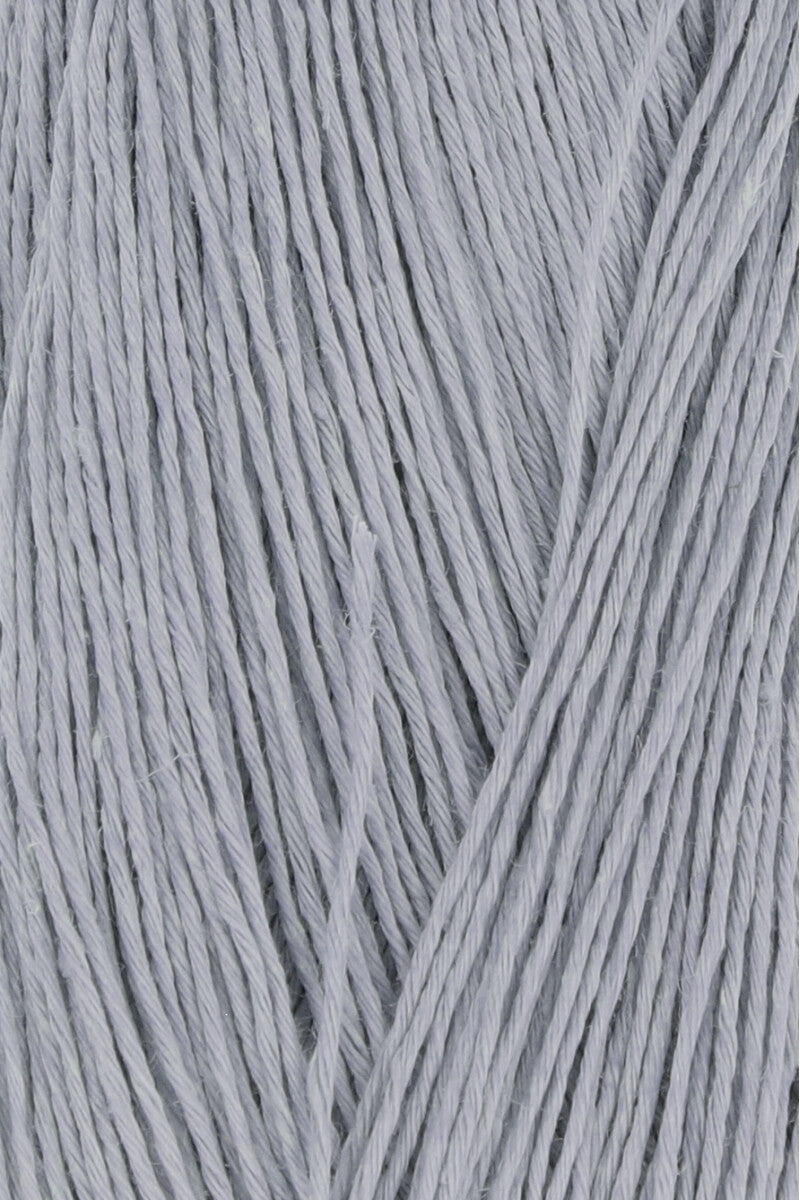 Lang Yarns Crealino – 50g / 165m – Sky (0021) – detail