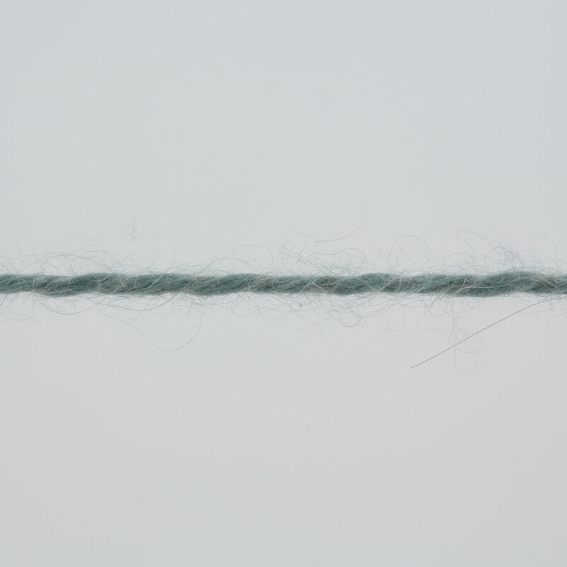 Lang Yarns Regina – 50g / 175m – Atlantic (0074) – yarn texture