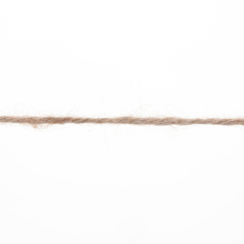 Lang Yarns Regina – 50g / 175m – Brown (0096) – yarn texture