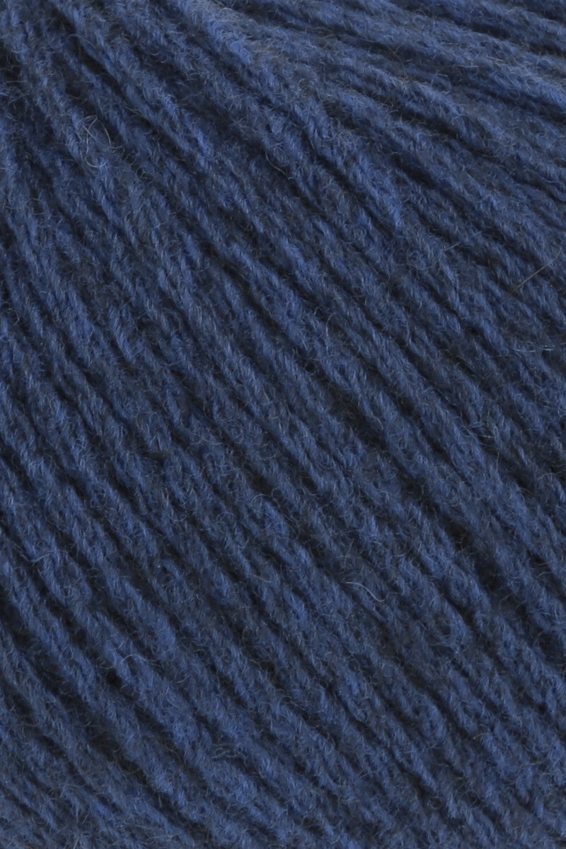 Lang Yarns Yak – 50g / 120m – Blue (0006) – detail