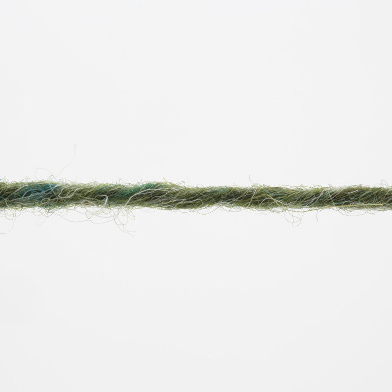 Lang Yarns Donegal Tweed+ Yarn, 105m / 50g – Green (0017), yarn strand
