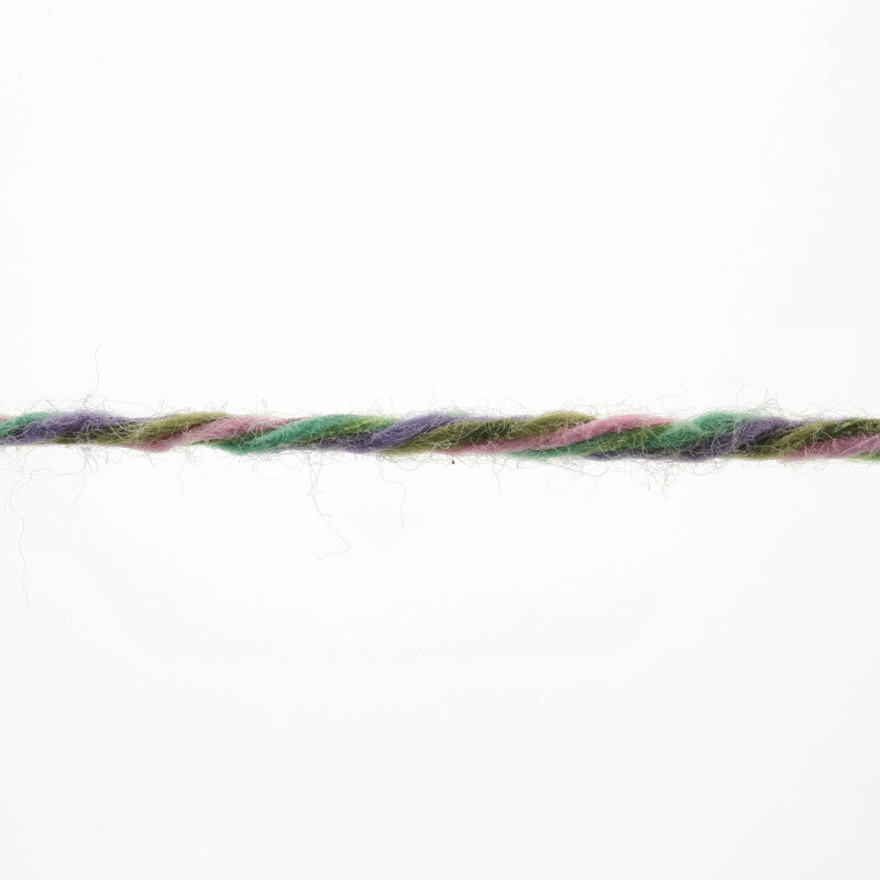 Lang Yarns Illusion – 100g / 270m – Green/Rose/Blue/Lavender (0010) – yarn texture