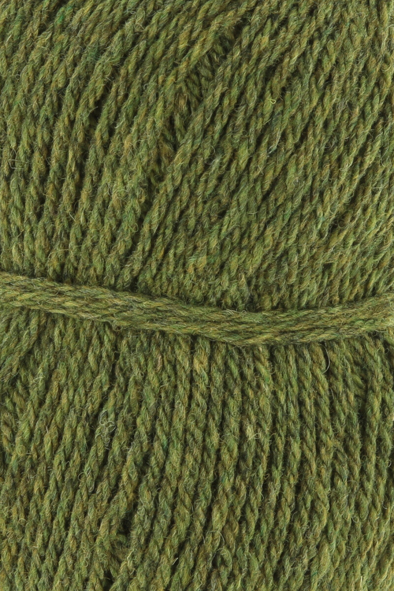 Lang Yarns Donegal Woolen Spun Yarn, 105m / 50g – Olive (0097), yarn texture