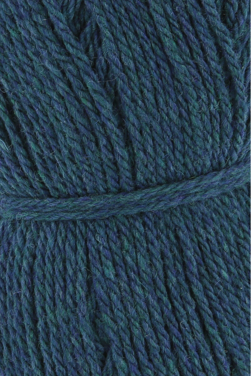 Lang Yarns Donegal Woolen Spun Yarn, 105m / 50g – Petrol (0188), yarn texture