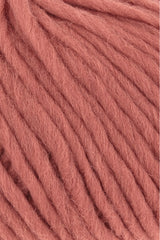 Lang Yarns Naturalis – 50g / 90m – Red (0060) – detail