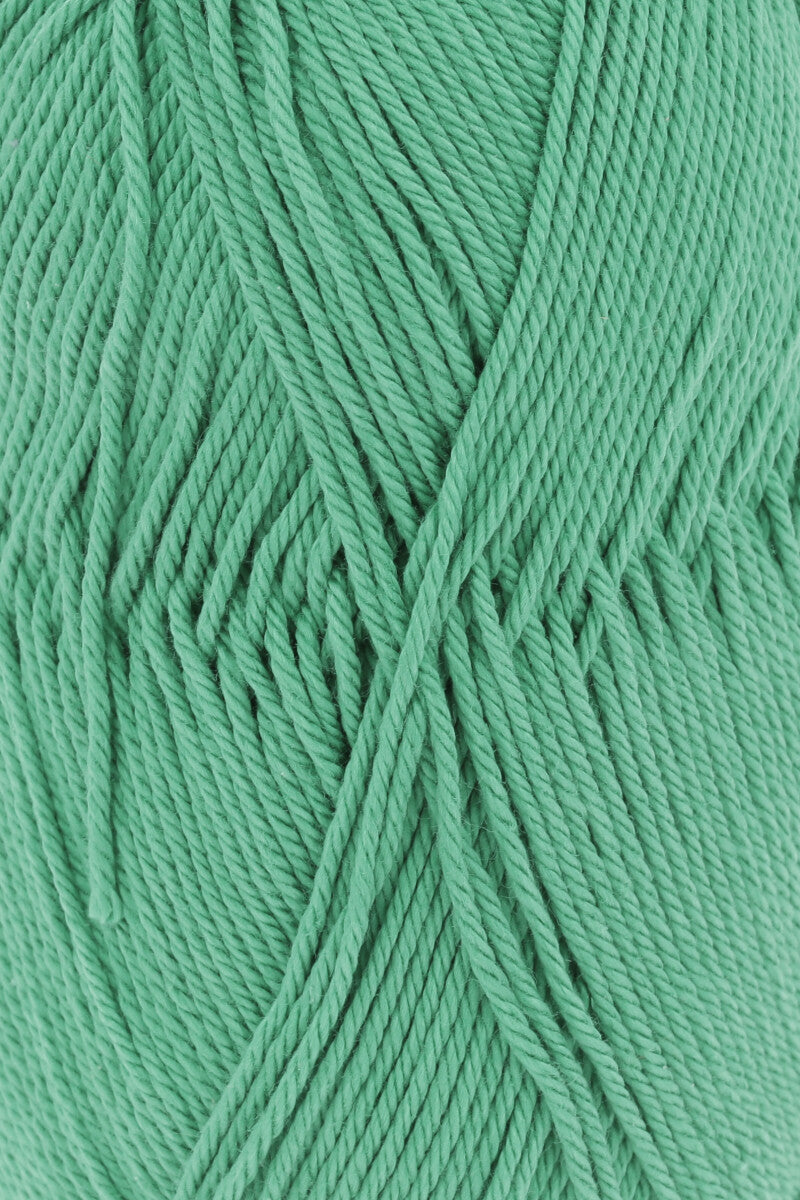 Lang Yarns Quattro – 50g / 120m – Grassgreen (0017) – detail