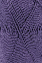 Lang Yarns Quattro – 50g / 120m – Lilac (0046) – detail
