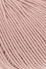 Lang Yarns Merino 150 Yarn, 150m / 50g – Pink Powdeer (0209), yarn texture