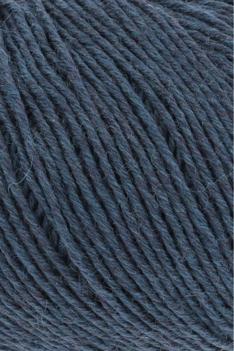 Lang Yarns Merino 150 Yarn, 150m / 50g – Petrol Mélange (0233), yarn texture