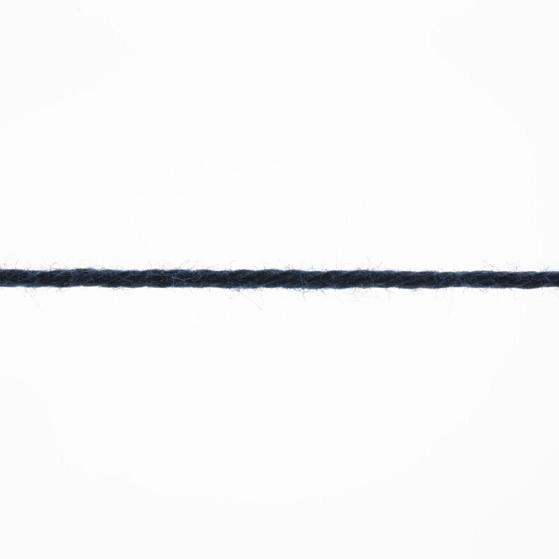 Lang Yarns Schulgarn 10/4 – 100% cotton yarn, 50g/160m – Blue Marine (0034) – yarn texture