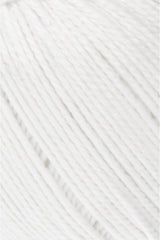 Lang Yarns Tissa – 50g / 80m – White (0001) – detail