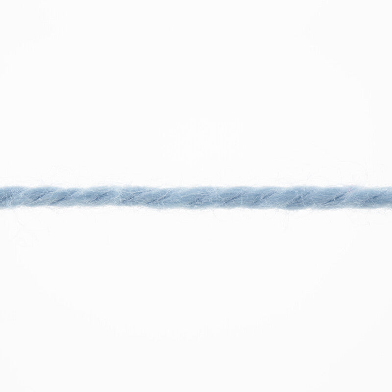 Lang Yarns Tissa – 50g / 80m – Light Blue (0021) – yarn texture