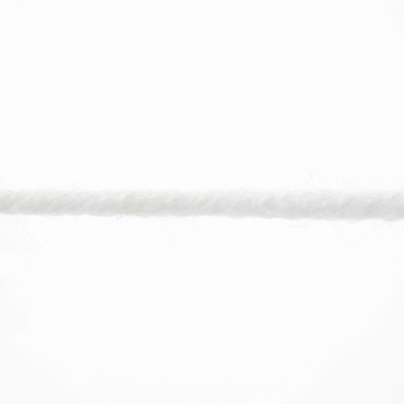 Lang Yarns Merino 120 Yarn, 120m / 50g – Offwhite (0002), yarn strand
