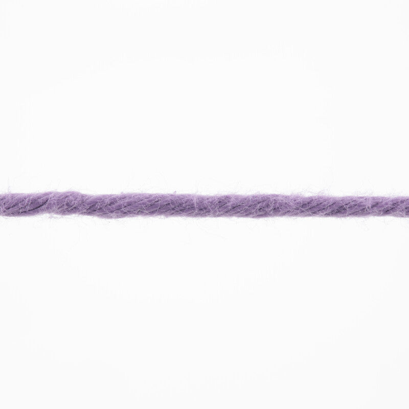 Lang Yarns Handarbeitsgarn – 50g / 84m – Purple (0646) – yarn texture