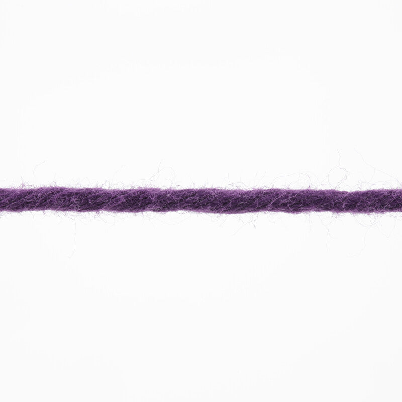 Lang Yarns Handarbeitsgarn – 50g / 84m – Dark Purple (0690) – yarn texture