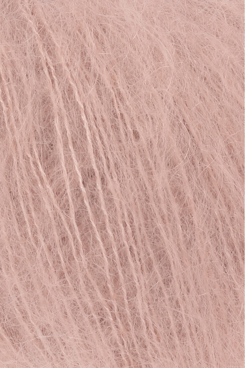 Lang Yarns Mohair Luxe Yarn, 175m / 25g – Flamingo (0228), yarn texture