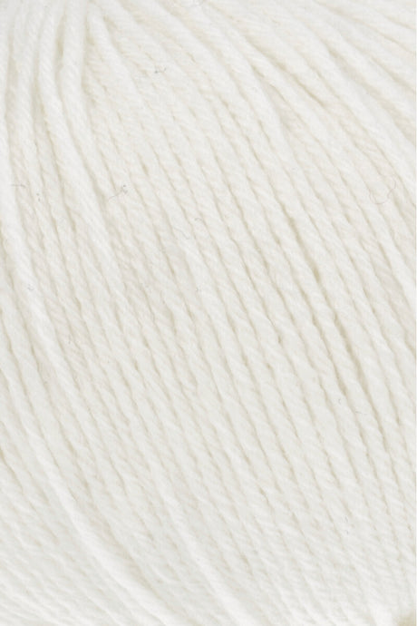 Lang Yarns Merino 200 Bébé Yarn, 203m / 50g – White (0301), yarn texture