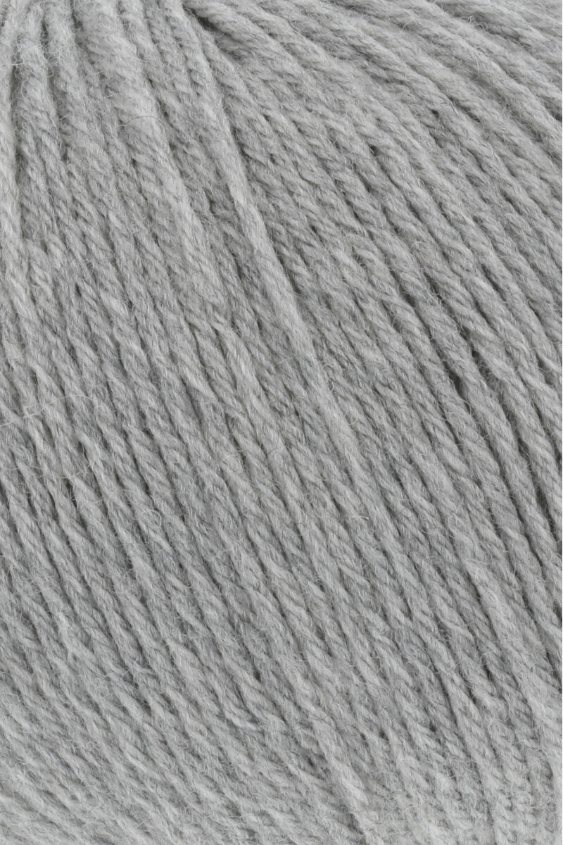 Lang Yarns Merino 200 Bébé Yarn, 203m / 50g – Light Grey Mélange (0303), yarn texture