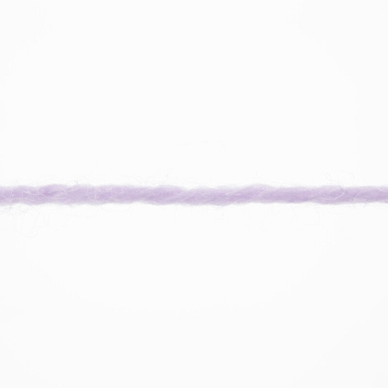 Lang Yarns Merino 200 Bébé Yarn, 203m / 50g – Lavender (0307), yarn strand