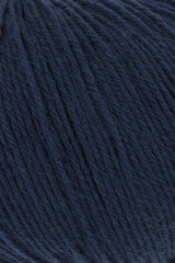 Lang Yarns Merino 200 Bébé Yarn, 203m / 50g – Navy (0325), yarn texture