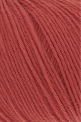 Lang Yarns Merino 200 Bébé Yarn, 203m / 50g – Red (0360), yarn texture
