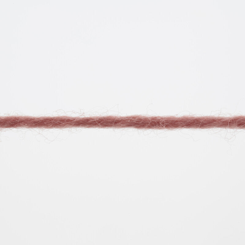 Lang Yarns Merino 200 Bébé Yarn, 203m / 50g – Rosewood (0548), yarn strand