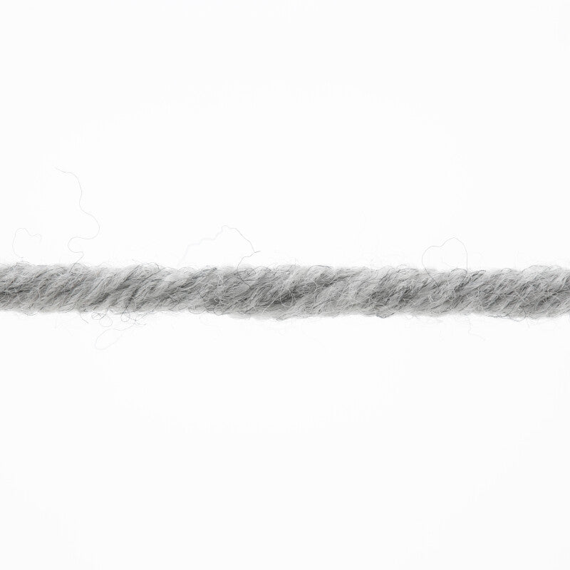 Lang Yarns Merino 70 – 50g / 70m – Grey Mélange (0003) – yarn texture
